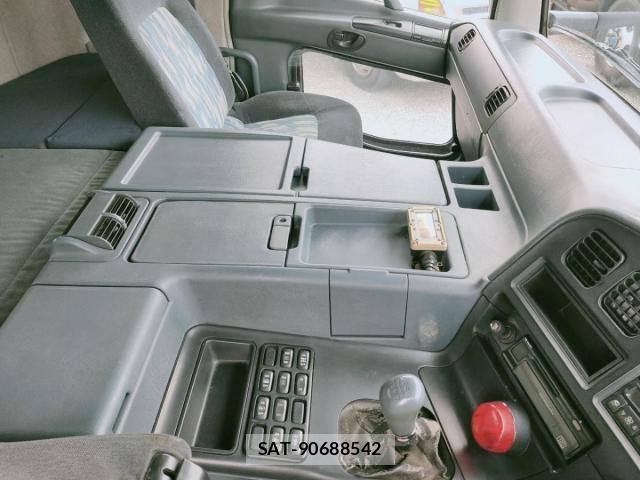 Mitsubishi GREAT 2002-12 1587414-16