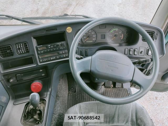Mitsubishi GREAT 2002-12 1587414-17