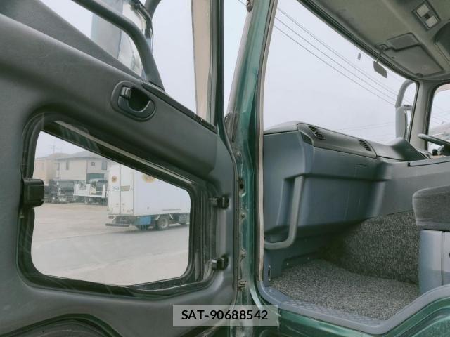 Mitsubishi GREAT 2002-12 1587414-19