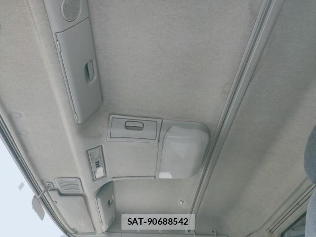 Mitsubishi GREAT 2002-12 1587414-21