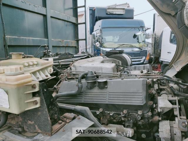 Mitsubishi GREAT 2002-12 1587414-23