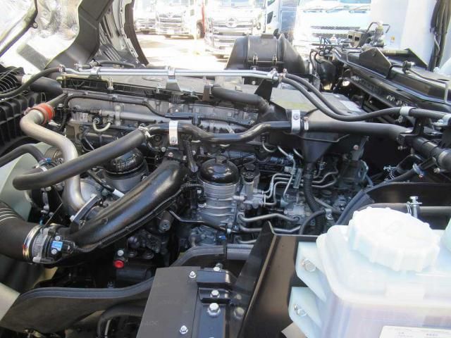 Mitsubishi GREAT 2025-07 1601833-26