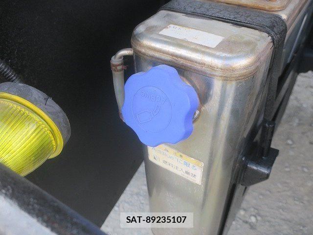 Mitsubishi GREAT 2011-10 1627916-9