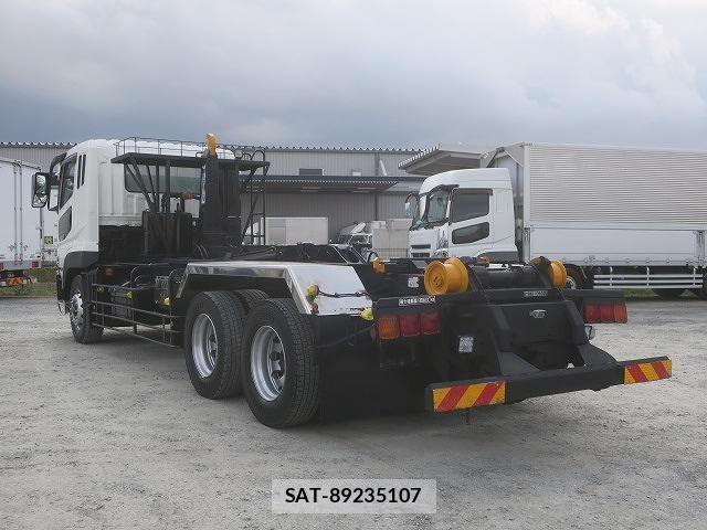 Mitsubishi GREAT 2011-10 1627916-3