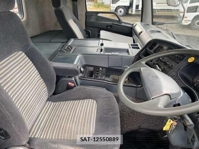 Mitsubishi GREAT 1997-05 1695223-4