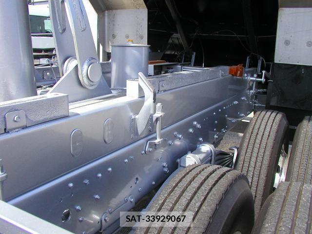 Mitsubishi GREAT 2025-04 1718318-17