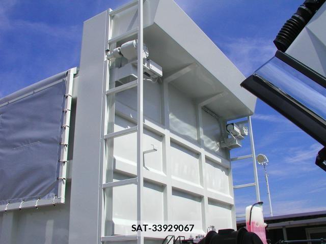 Mitsubishi GREAT 2025-04 1718318-19