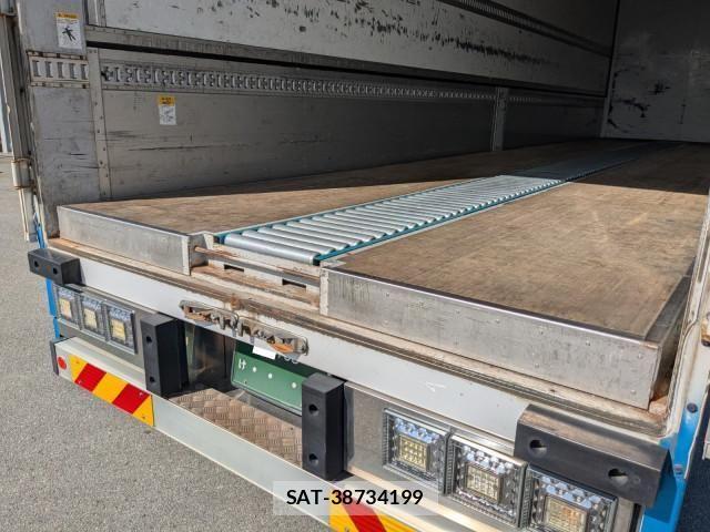 Mitsubishi GREAT 2018-01 1746260-18