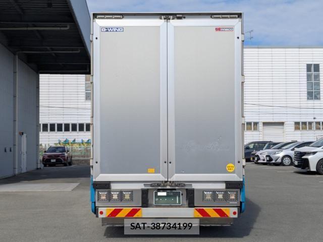 Mitsubishi GREAT 2018-01 1746260-7