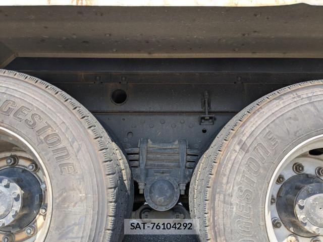 Mitsubishi GREAT 2015-09 1746254-27