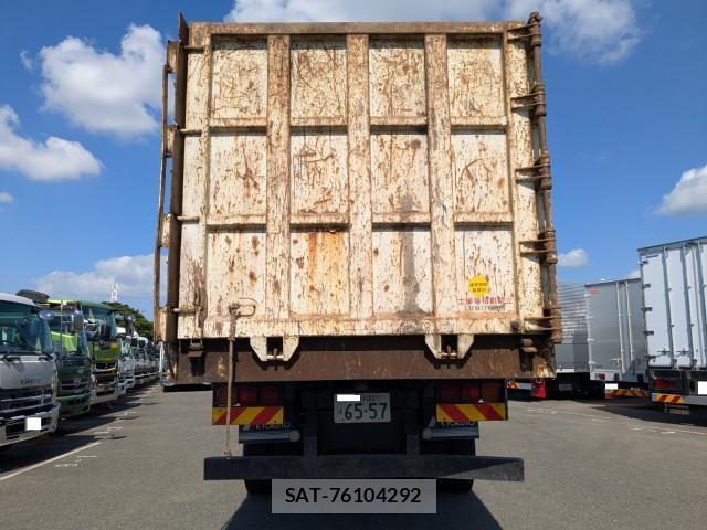 Mitsubishi GREAT 2015-09 1746254-5