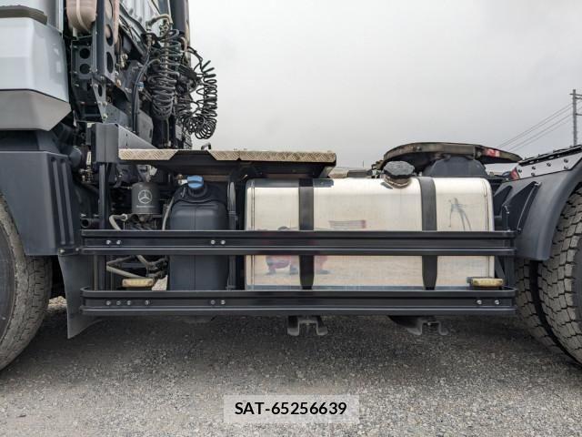 Mitsubishi GREAT 2022-03 1746244-14