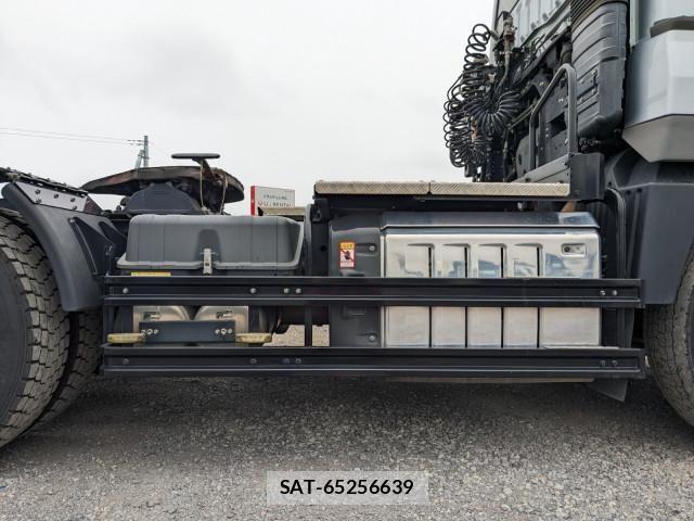 Mitsubishi GREAT 2022-03 1746244-20