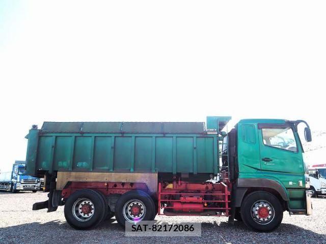 Mitsubishi GREAT 2013-10 1746283-5