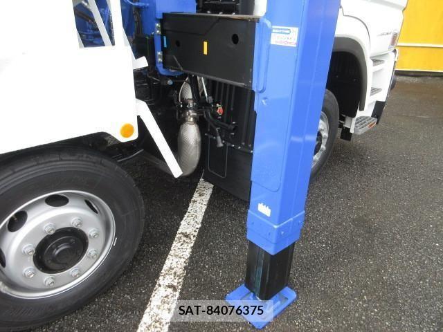 Mitsubishi GREAT 2025-06 1746200-22