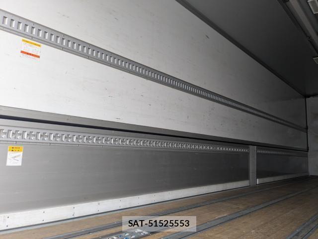 Mitsubishi GREAT 2022-02 1746248-12