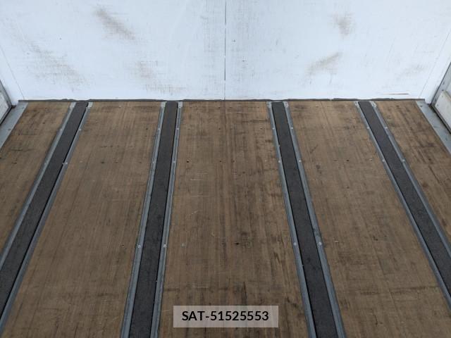 Mitsubishi GREAT 2022-02 1746248-15