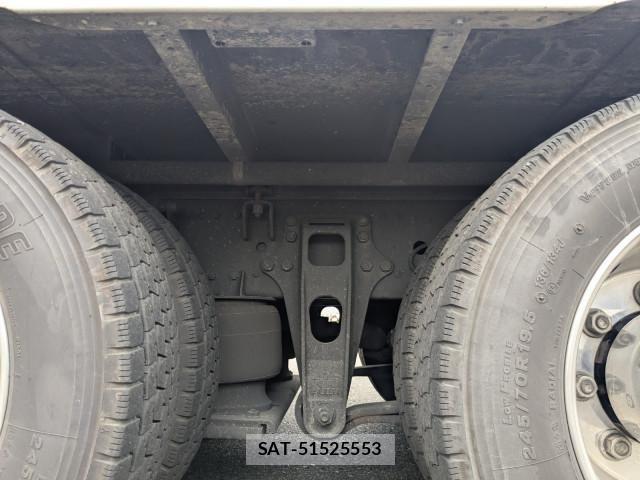 Mitsubishi GREAT 2022-02 1746248-24