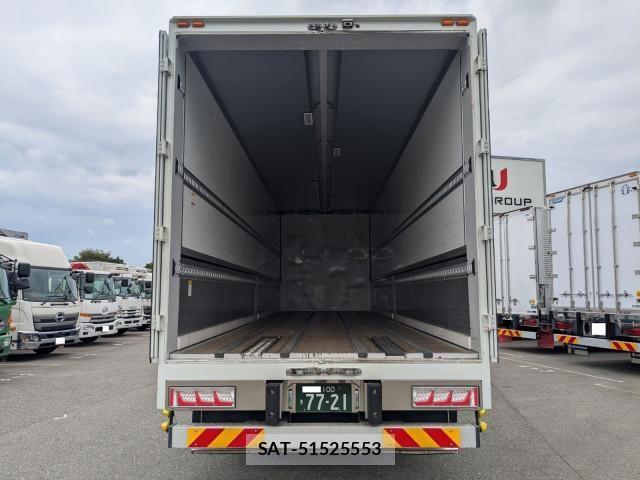 Mitsubishi GREAT 2022-02 1746248-8