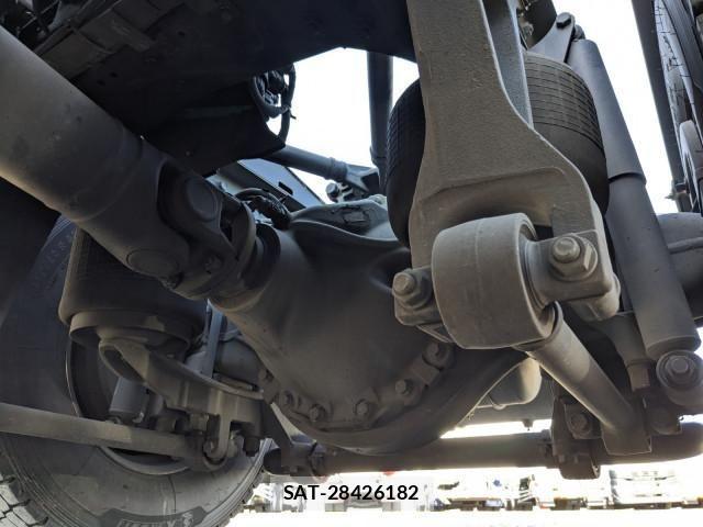 Mitsubishi GREAT 2022-03 1746247-16
