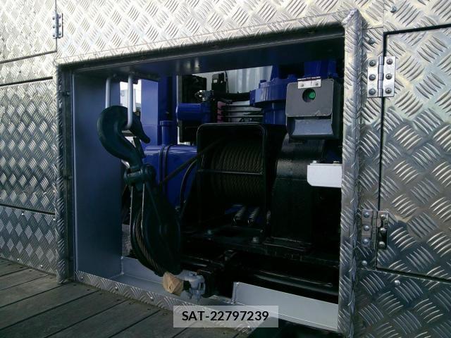 Mitsubishi GREAT 2024-09 2005126-17