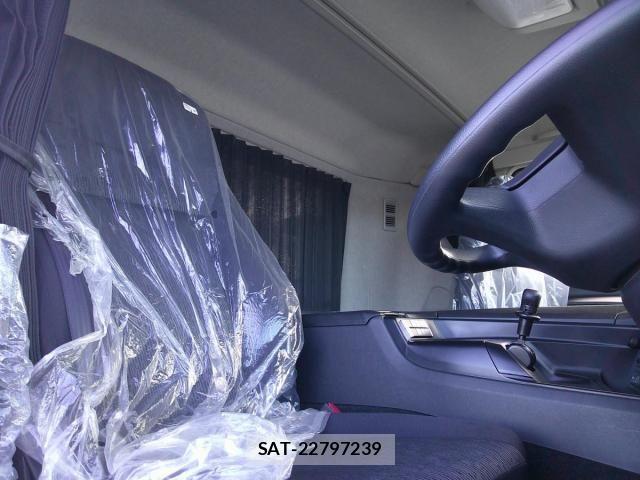 Mitsubishi GREAT 2024-09 2005126-29