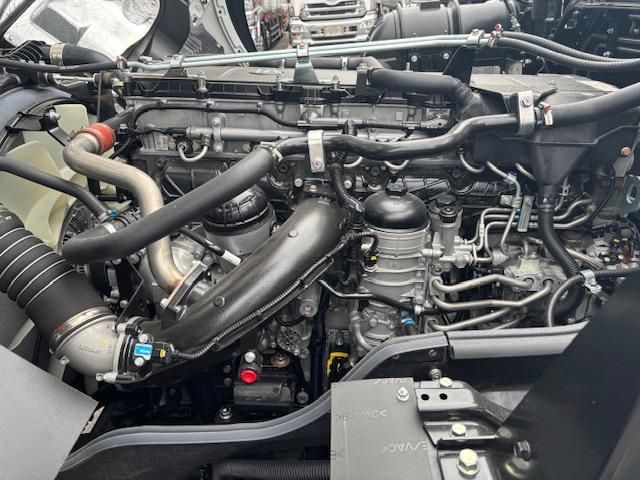 Mitsubishi GREAT 2025-07 2018236-26