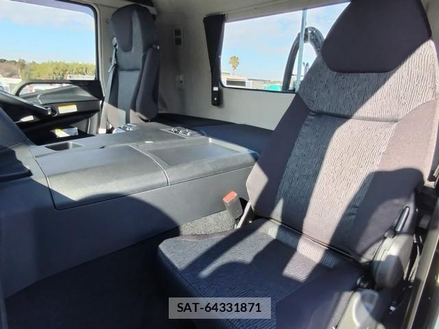 Mitsubishi GREAT 2025-10 2085928-21