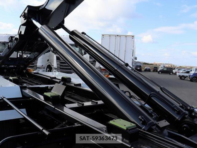 Mitsubishi GREAT 2025-09 2085925-11