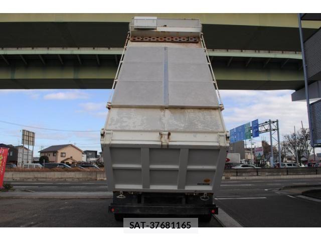 Mitsubishi GREAT 2023-06 2101140-14