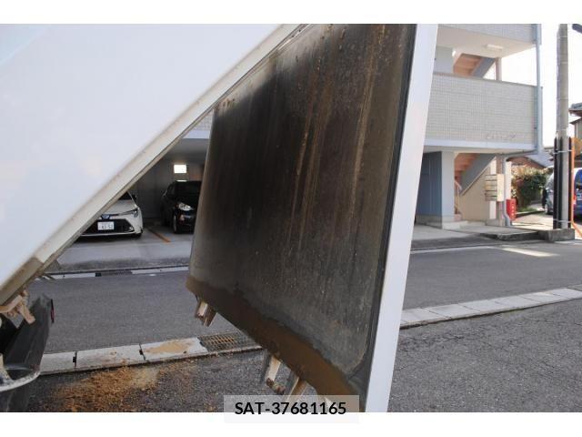 Mitsubishi GREAT 2023-06 2101140-17