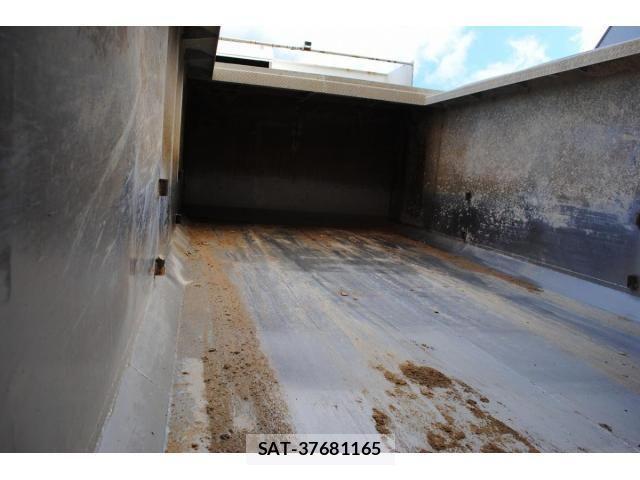 Mitsubishi GREAT 2023-06 2101140-19