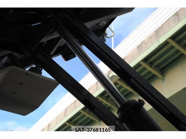 Mitsubishi GREAT 2023-06 2101140-24