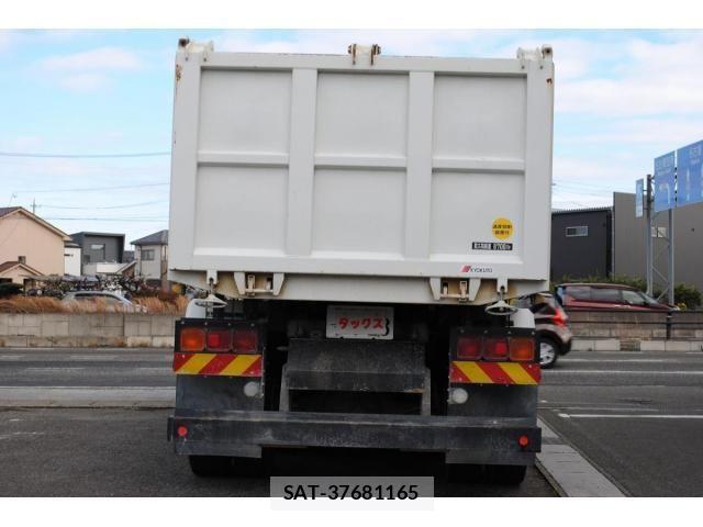 Mitsubishi GREAT 2023-06 2101140-7