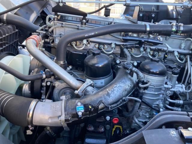 Mitsubishi GREAT 2024-06 2103527-17