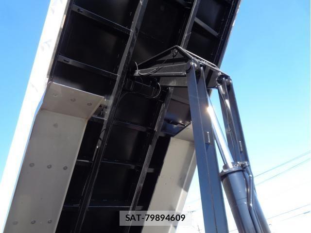 Mitsubishi GREAT 2025-06 2216998-7