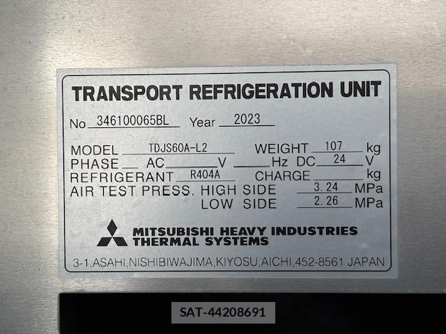 Mitsubishi GREAT 2023-06 2216994-16
