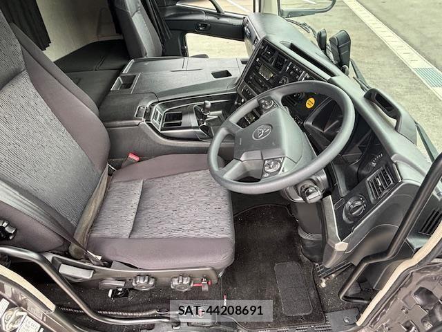 Mitsubishi GREAT 2023-06 2216994-20