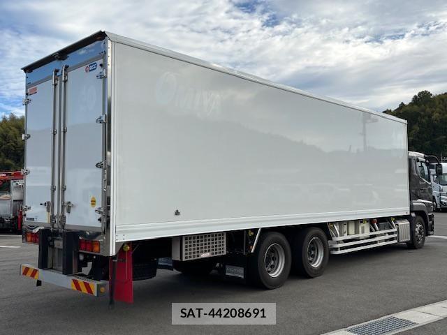 Mitsubishi GREAT 2023-06 2216994-2