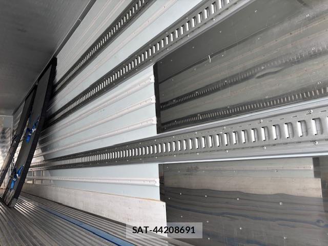 Mitsubishi GREAT 2023-06 2216994-7