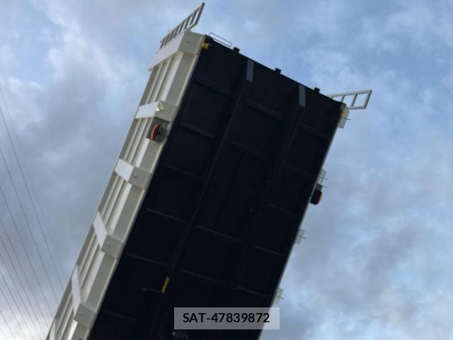 Mitsubishi GREAT 2024-10 2217001-15