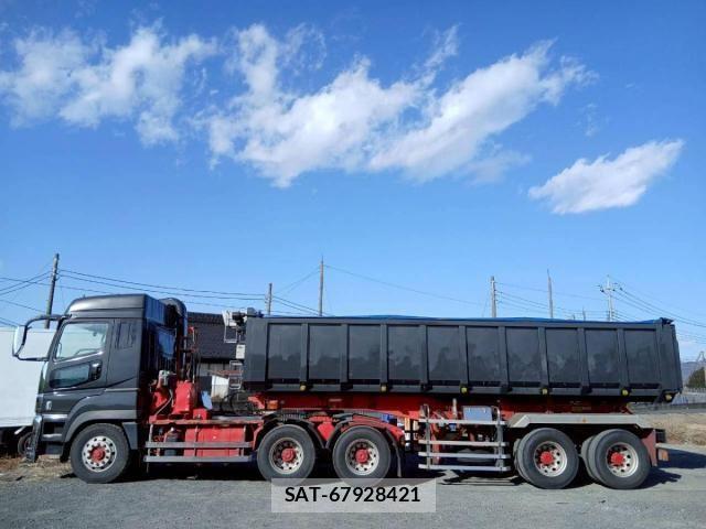 Mitsubishi GREAT 2020-09 2252055-7