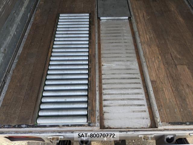 Mitsubishi GREAT 2016-04 2317426-15