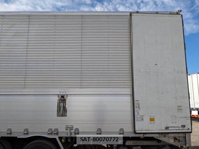 Mitsubishi GREAT 2016-04 2317426-23