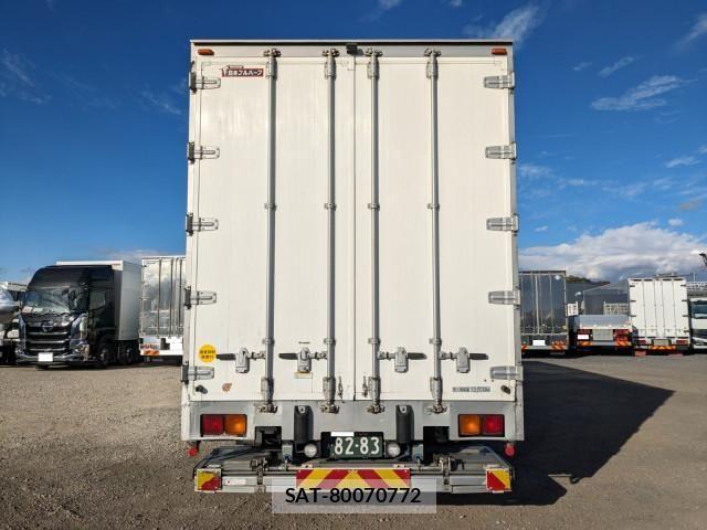 Mitsubishi GREAT 2016-04 2317426-5