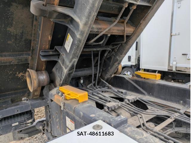 Mitsubishi GREAT 2024-05 2317415-20