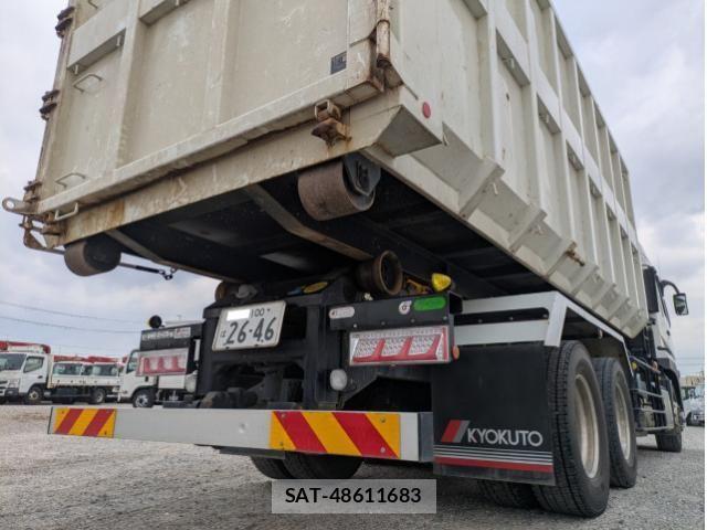 Mitsubishi GREAT 2024-05 2317415-8