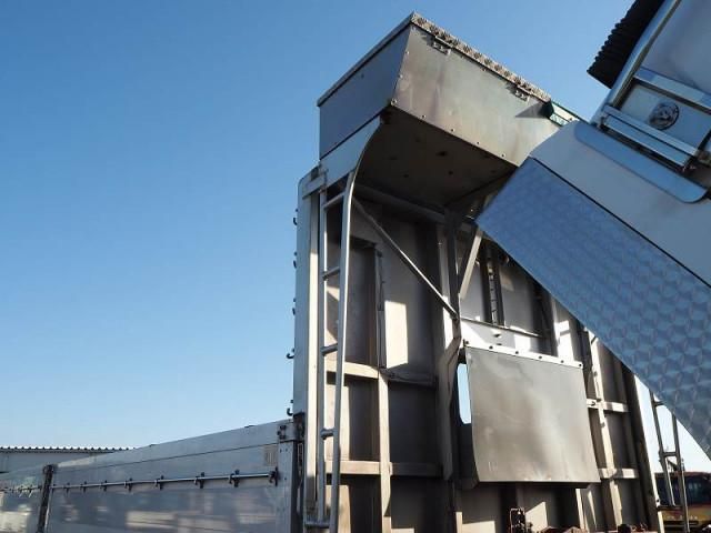 Mitsubishi GREAT 2012-03 2386031-13