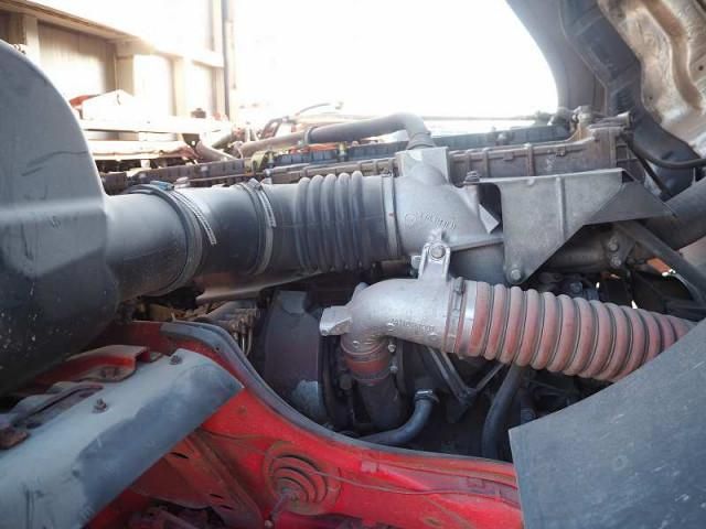 Mitsubishi GREAT 2012-03 2386031-15