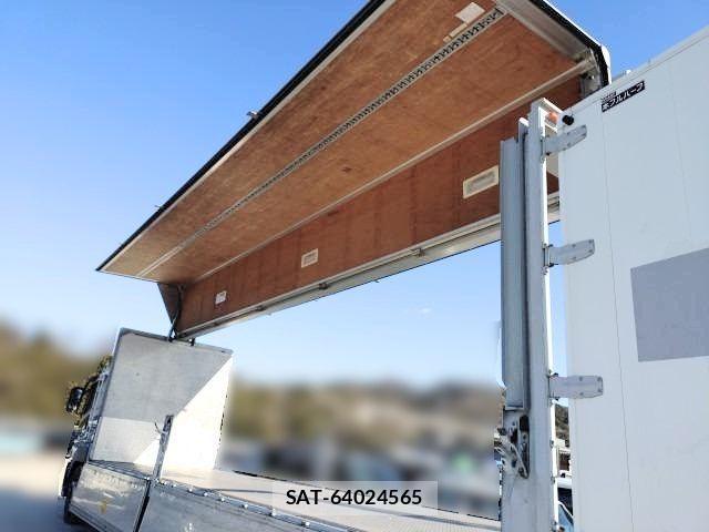Mitsubishi GREAT 2012-12 2678129-19